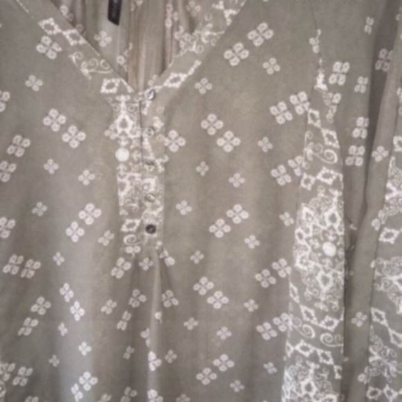 Maurices Green Sheer Floral Blouse - Picture 2 of 4